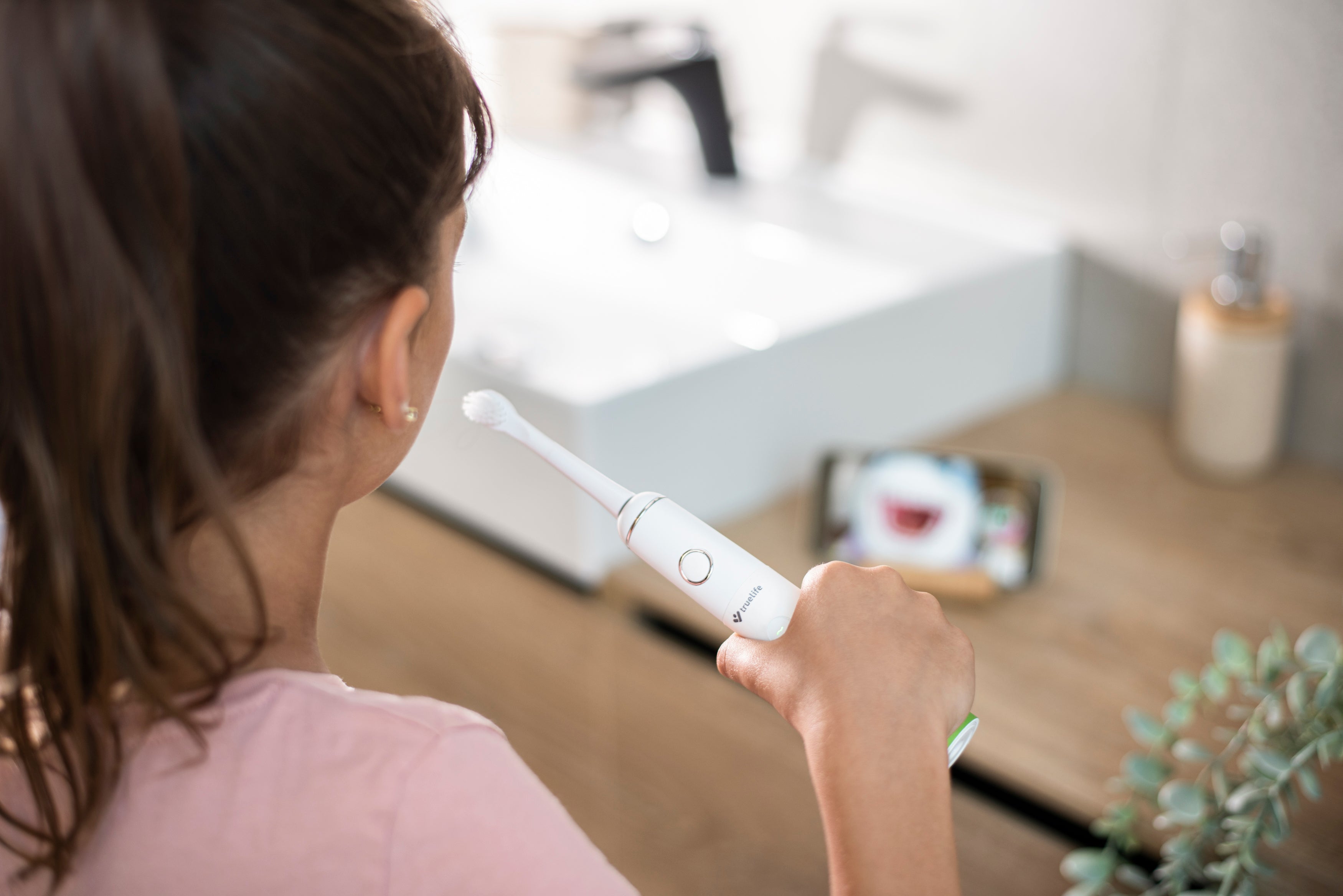 Children's Oral Hygiene with Truelife Products